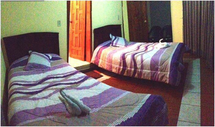 Hostal Jora Continental Cotacachi Habitación foto